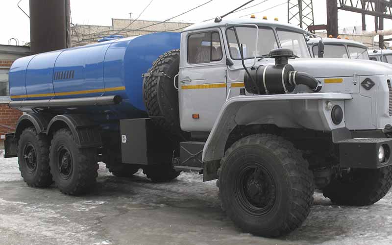 Водовоз АЦПТ-8 «Урал 5557-1112-60М»