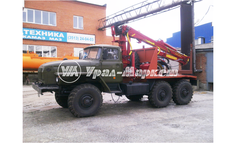 Лесовоз с гидроманипулятором ОМТЛ-70-02 4456N5-20 Урал 55571-1151-60М