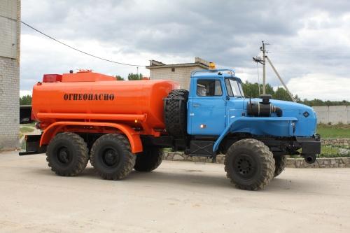 Бензовоз АЦ-9 «Урал 5557-1112-60М»