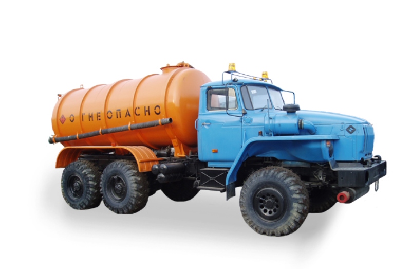 Автоцистерна для сбора нефтепродуктов АКН-6,6 «Урал 5557-1112-60М», общий вид