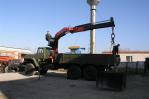 Бортовой автомобиль «Урал 4320-0911-60М» с гидроманипулятором, вид с боку