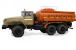 Бензовоз АЦ-12 «Урал 4320-1912-60М», вид с боку